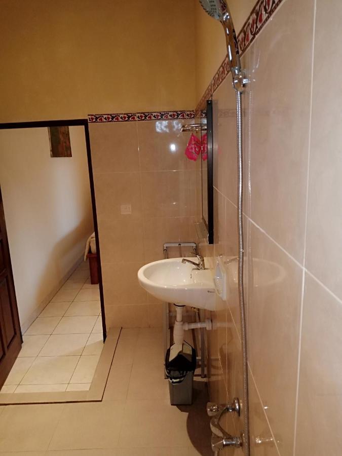 Wah Teja Homestay Убуд Экстерьер фото